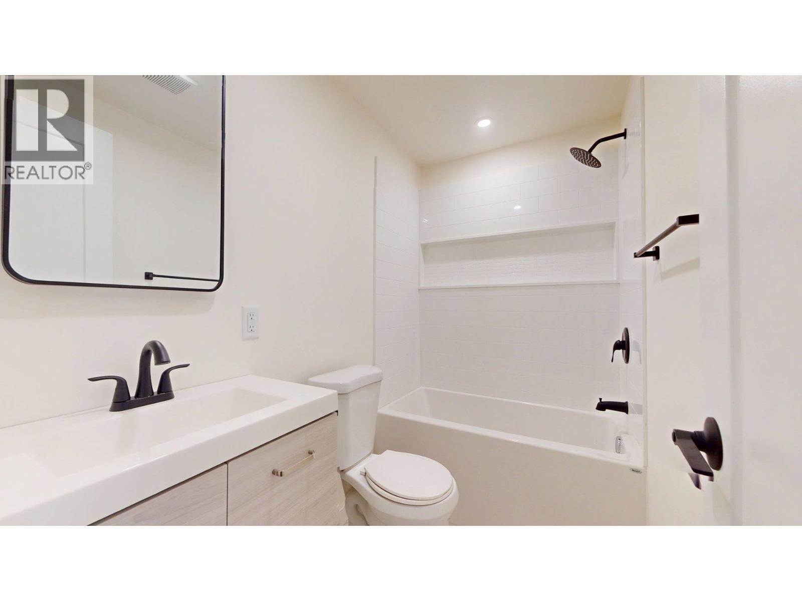 144 1830 MAMQUAM ROAD, Squamish