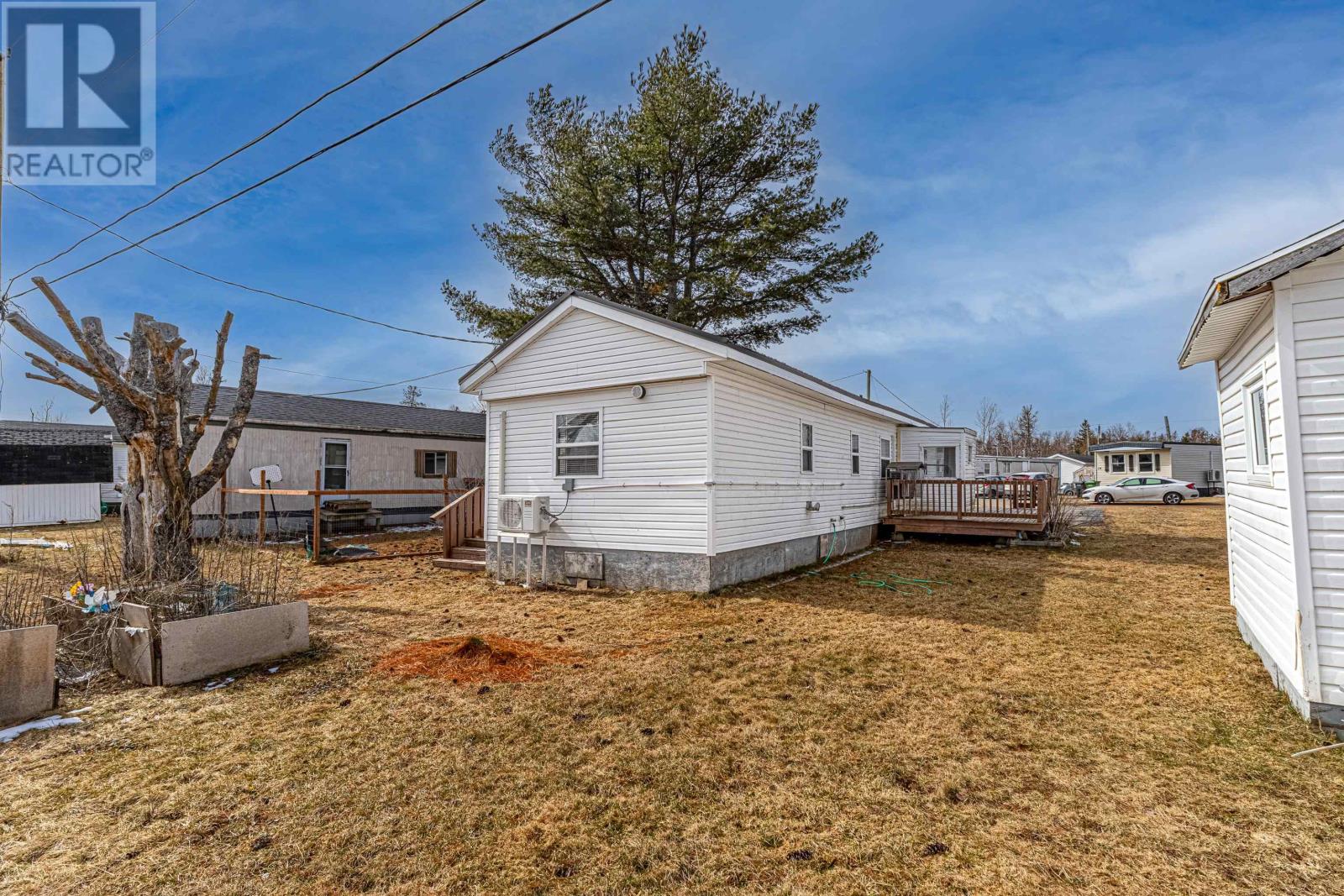 23 COURTNEY CRESCENT - Image 2