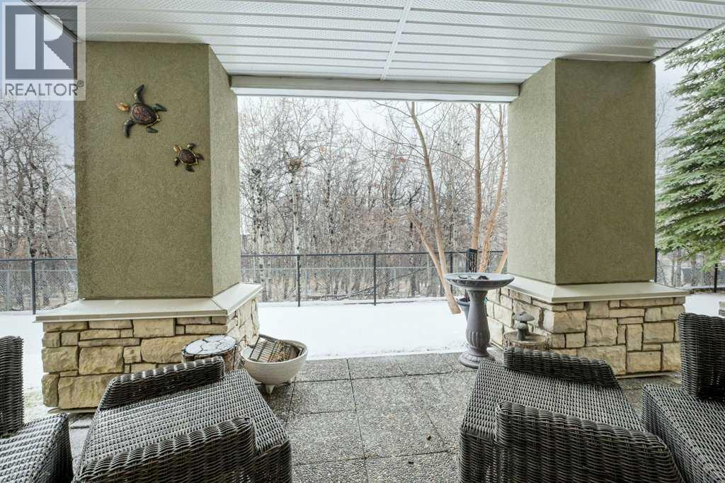 Single Family House for Sale in   Fish Creek Boulevard SW Evergreen Calgary 