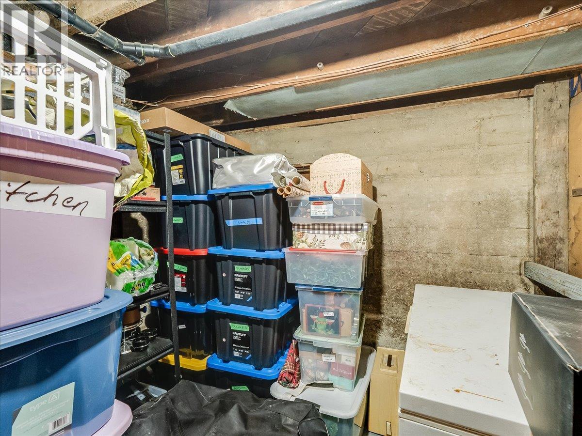 1706 Fourth Avenue, Trail