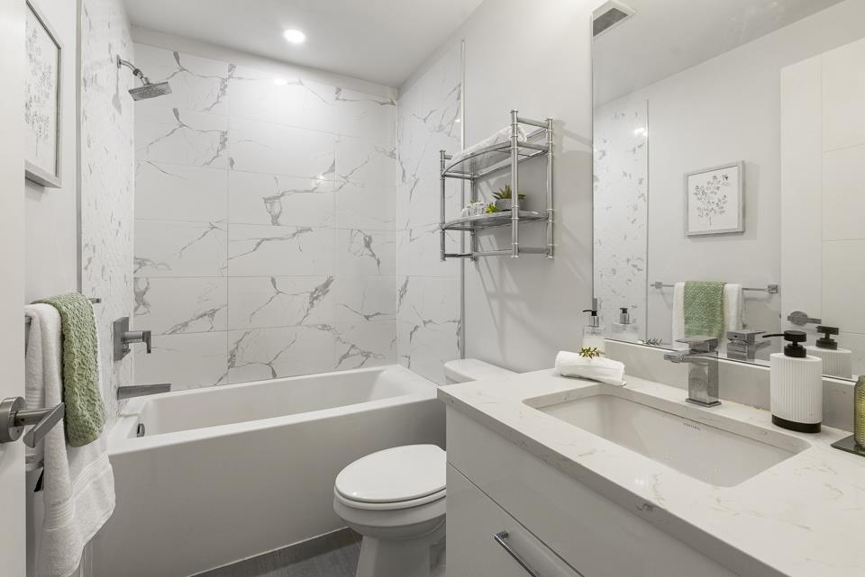 213 20175 53 AVENUE, Langley