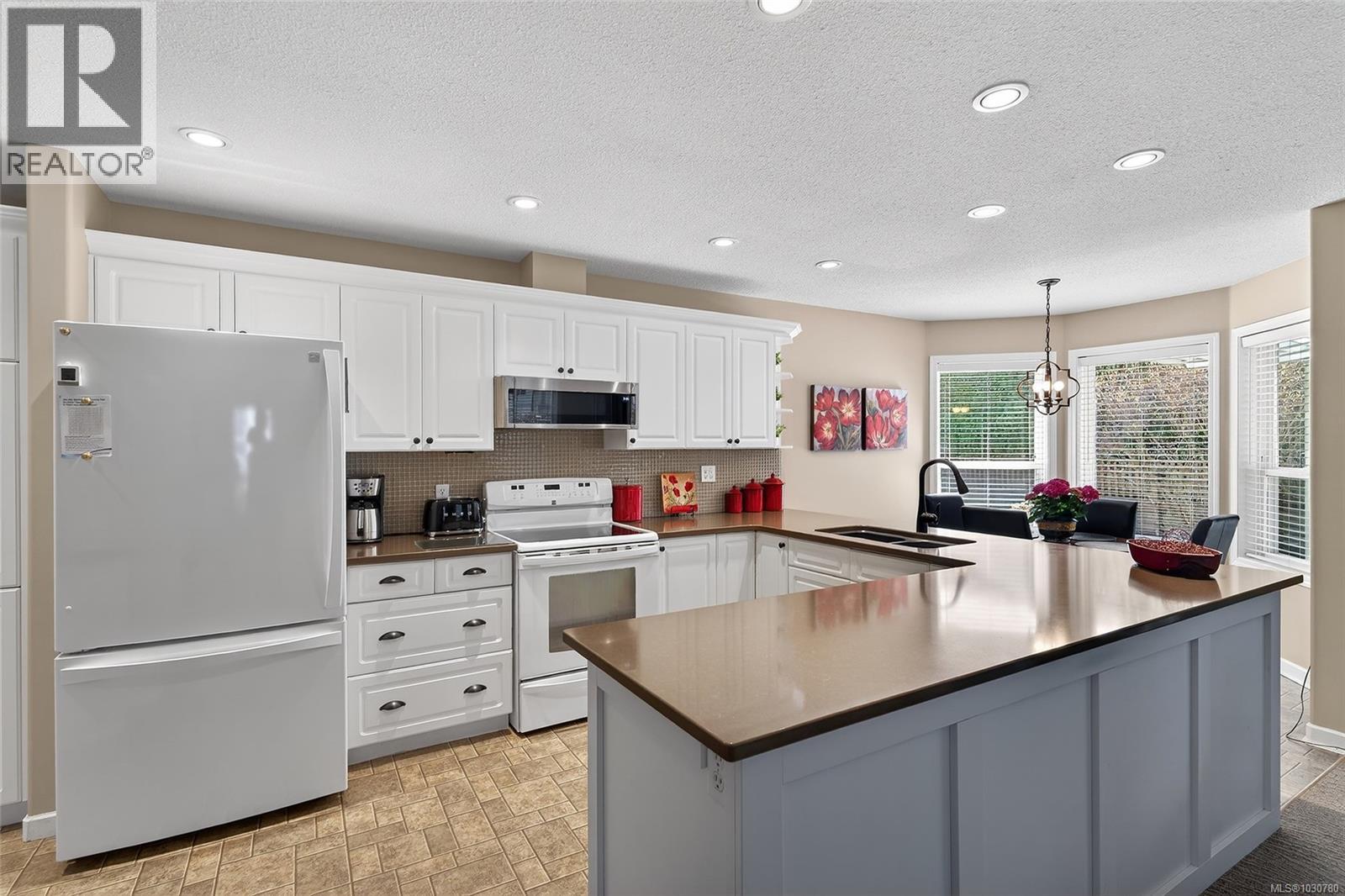 617 Windward Way, Qualicum Beach