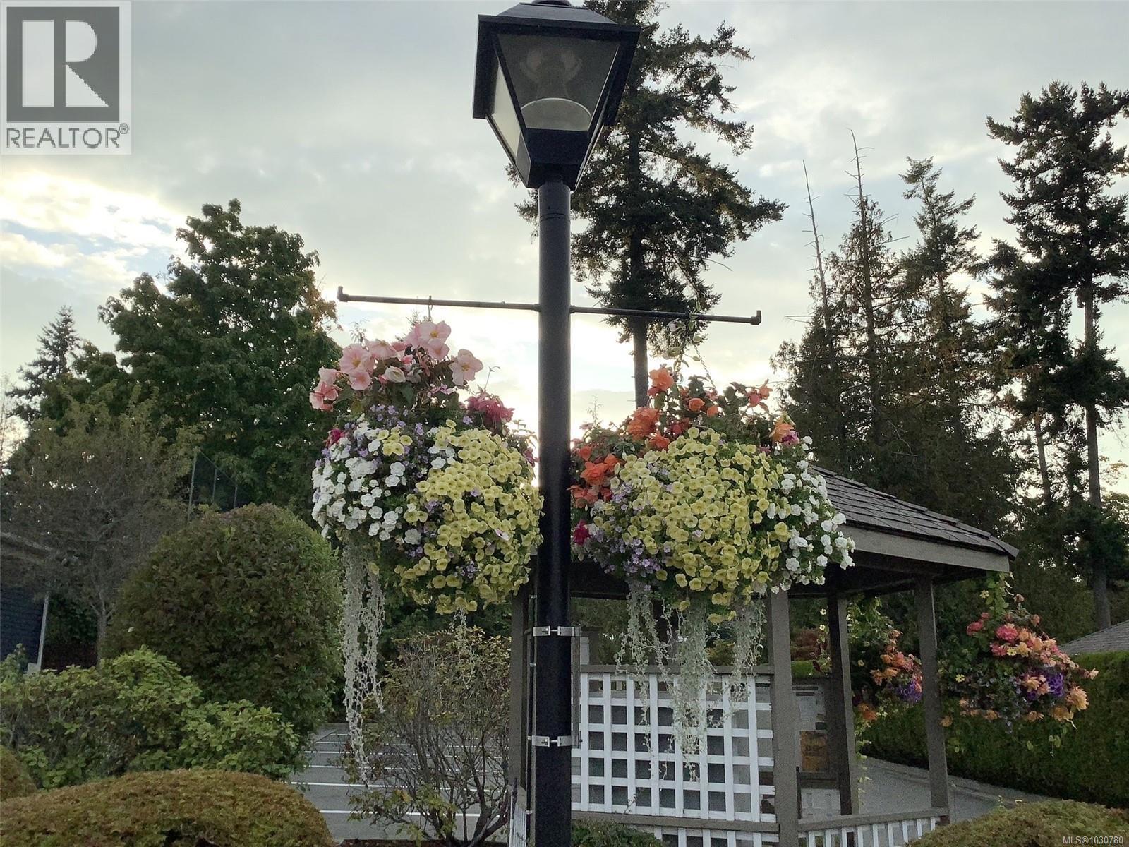 617 Windward Way, Qualicum Beach