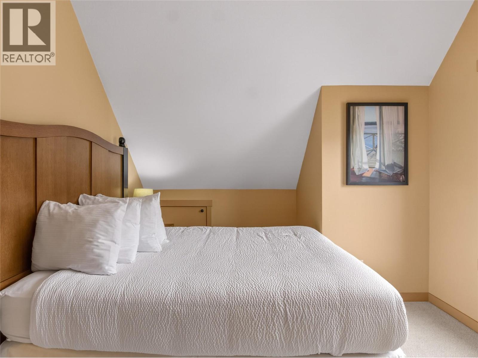  6774 LA PALMA Loop, Kelowna