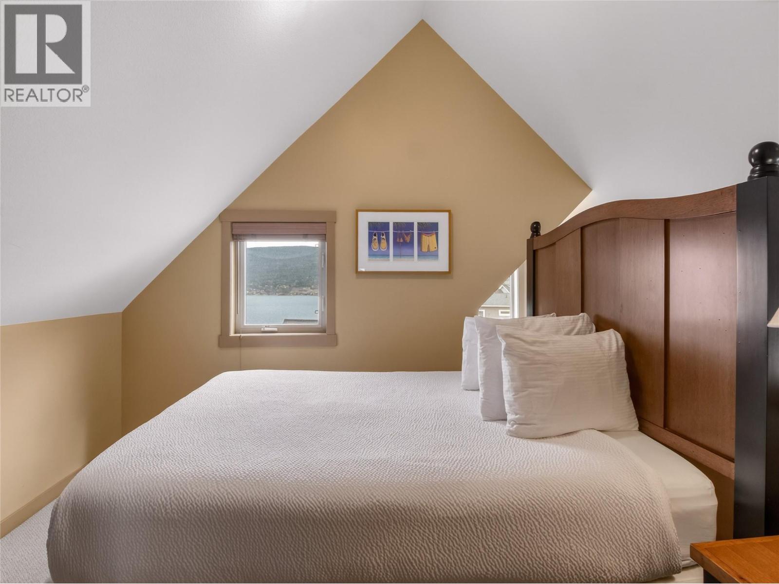  6774 LA PALMA Loop, Kelowna