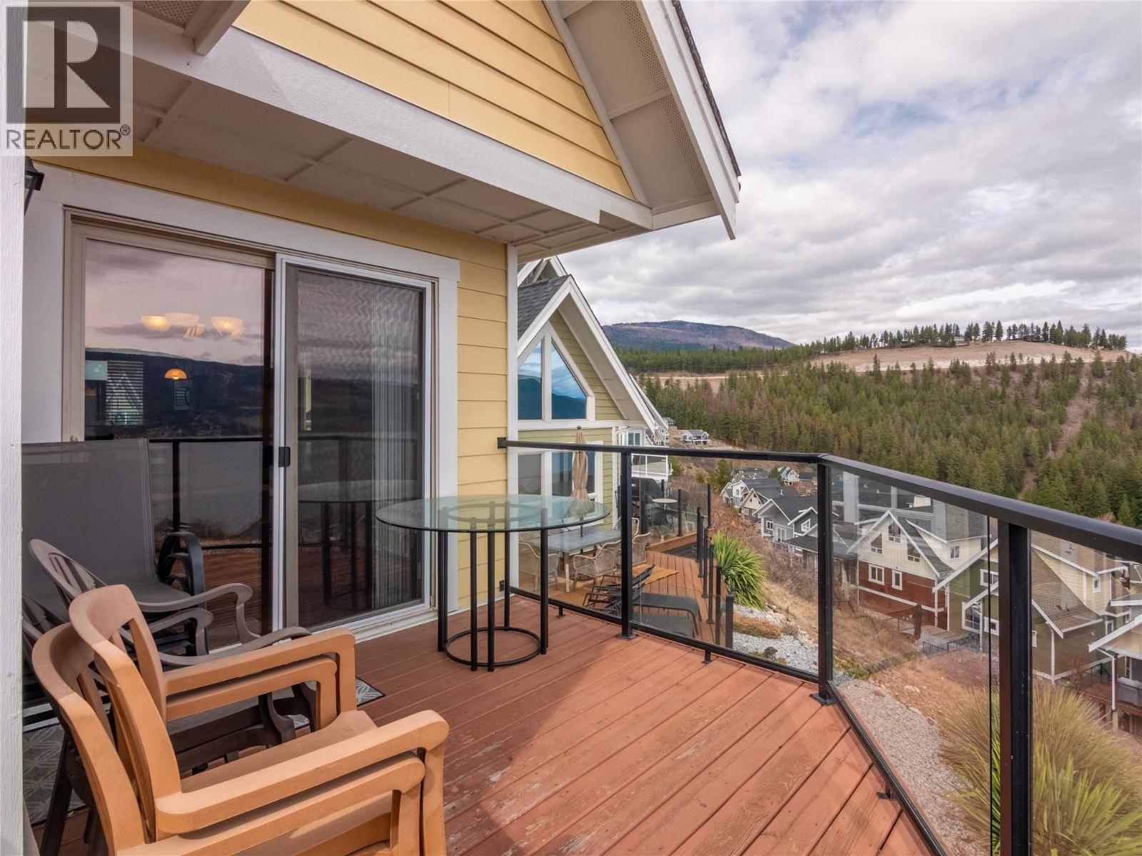  6774 LA PALMA Loop, Kelowna