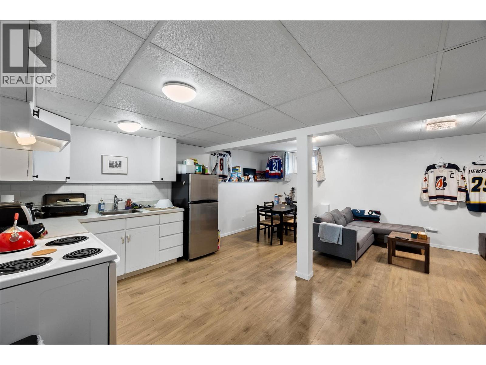 933 Douglas Street, Kamloops