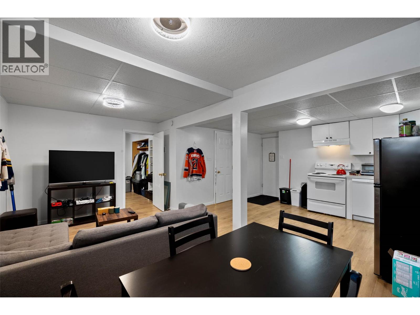 933 Douglas Street, Kamloops