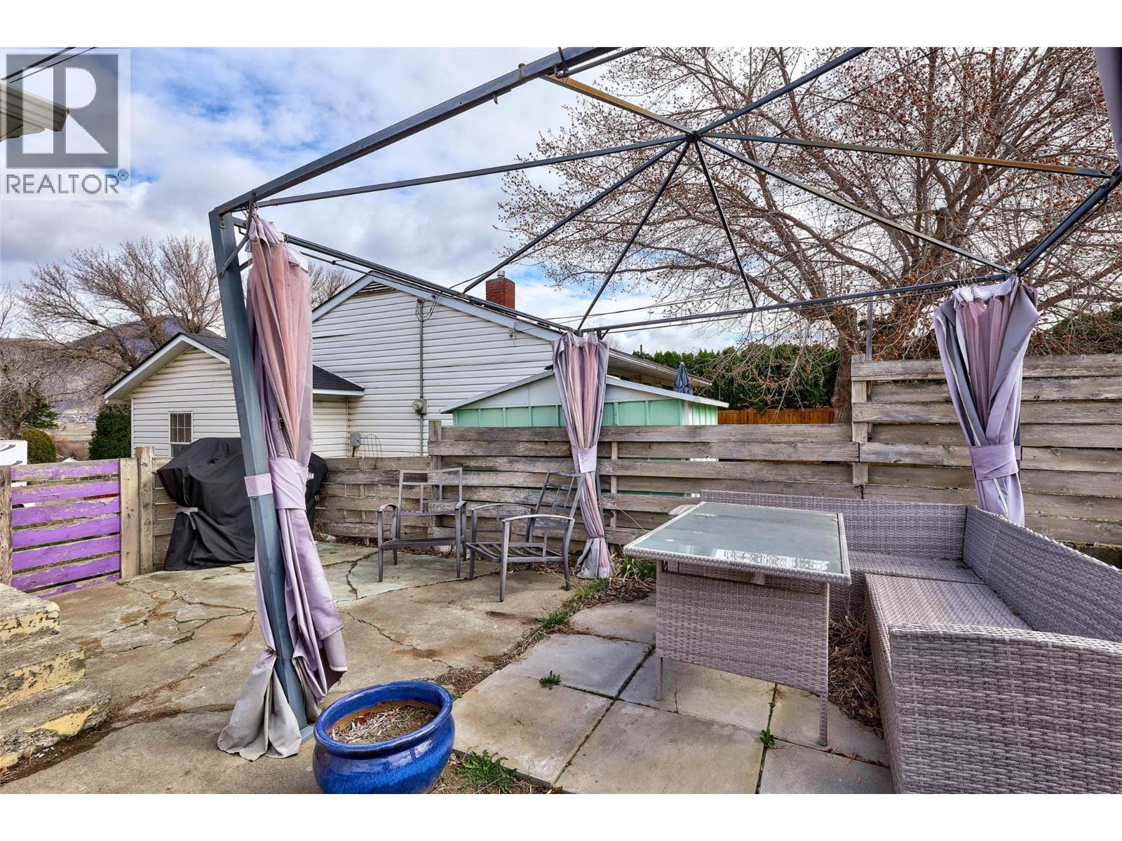 933 Douglas Street, Kamloops