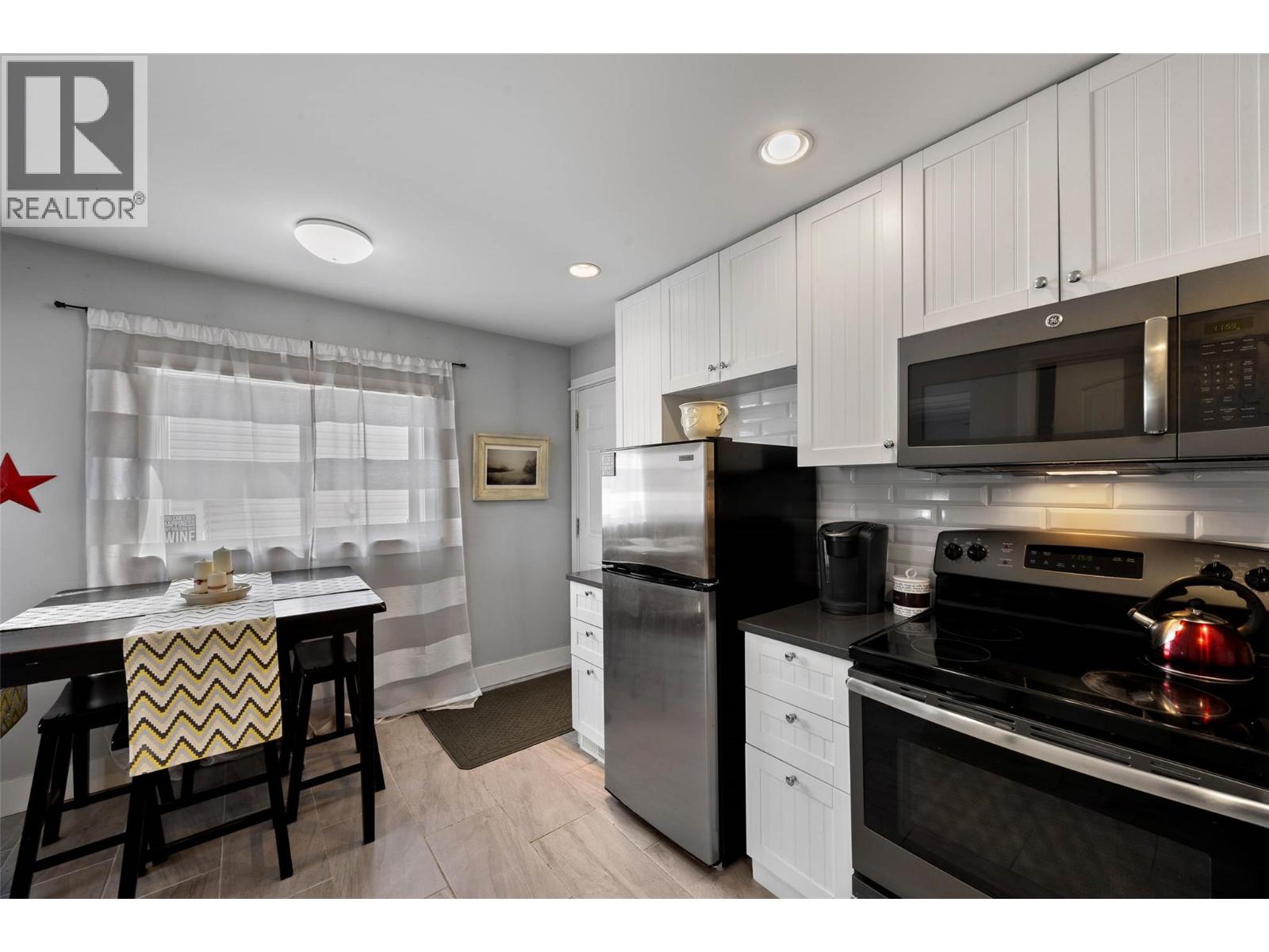 933 Douglas Street, Kamloops