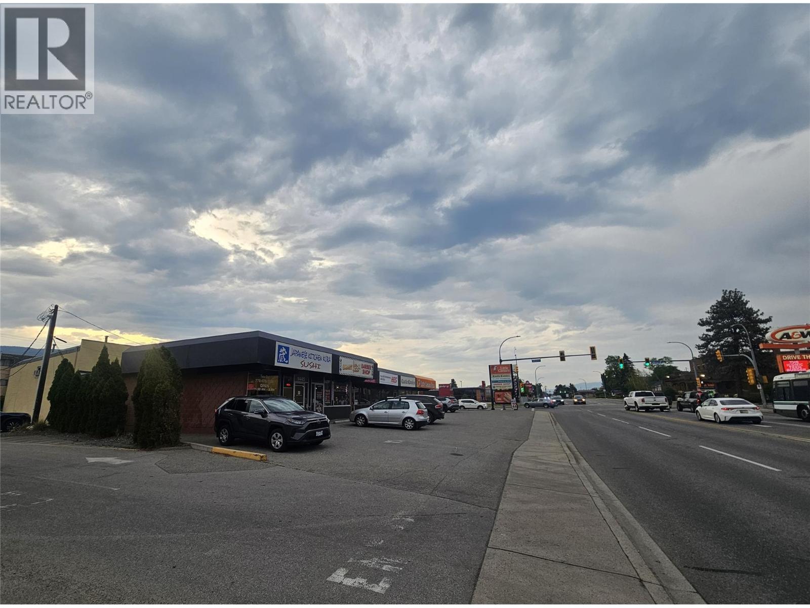  1413 Main Street, Penticton