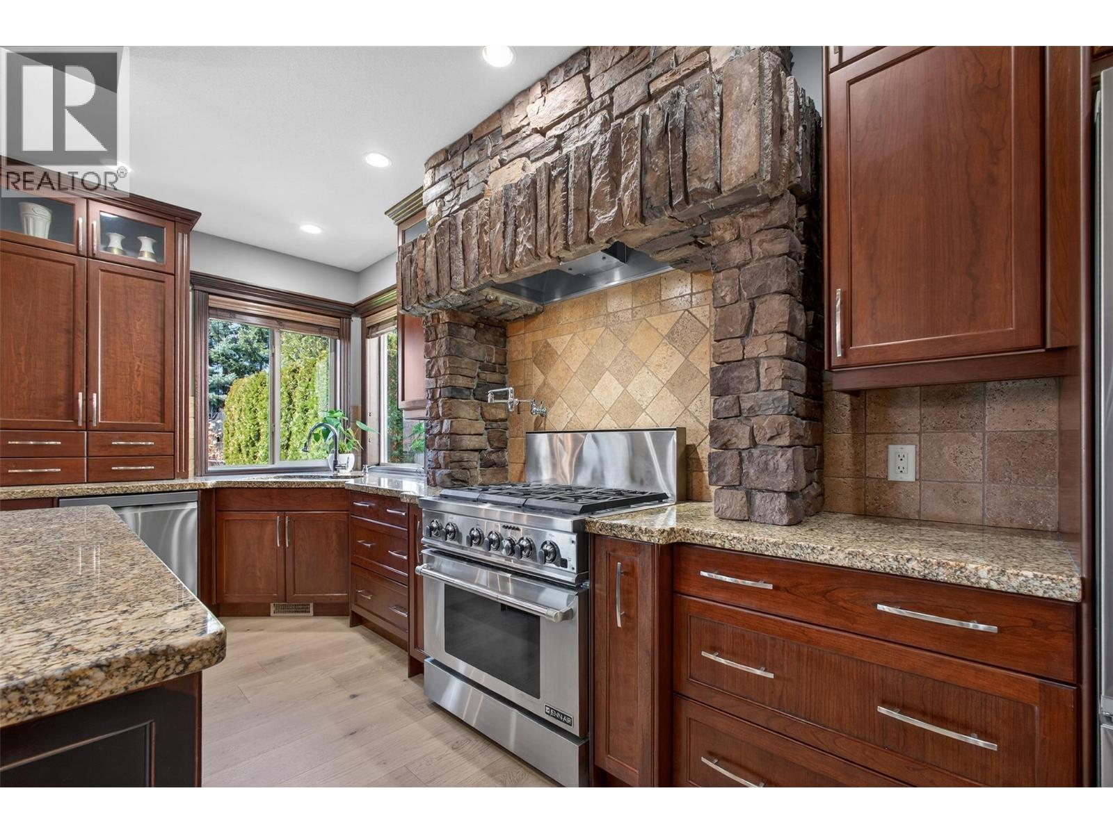  336 Quilchena Drive, Kelowna