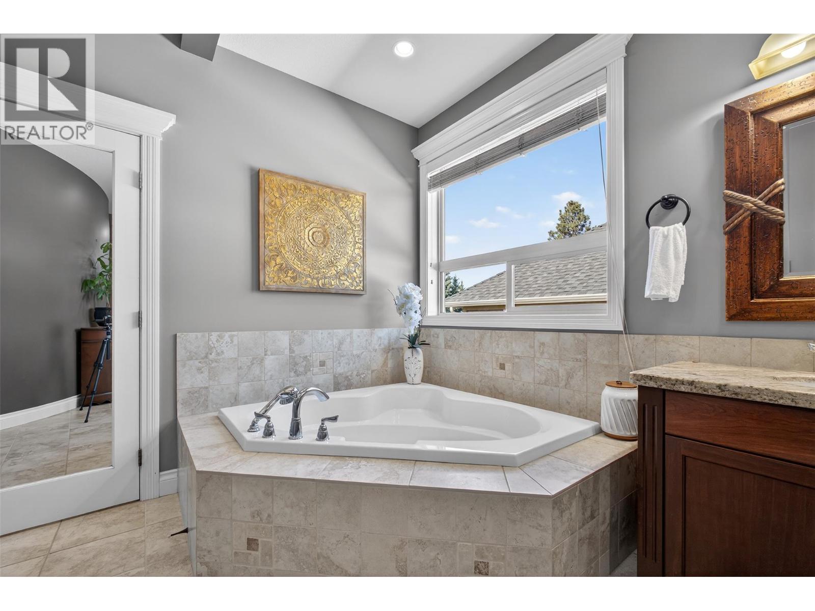  336 Quilchena Drive, Kelowna