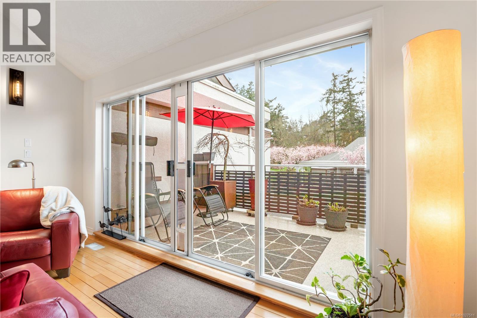 8 1063 Valewood Trail, Saanich