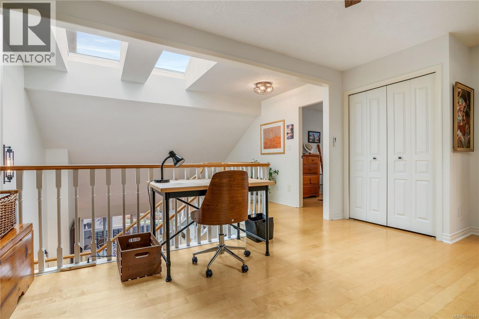 8 1063 Valewood Trail, Saanich