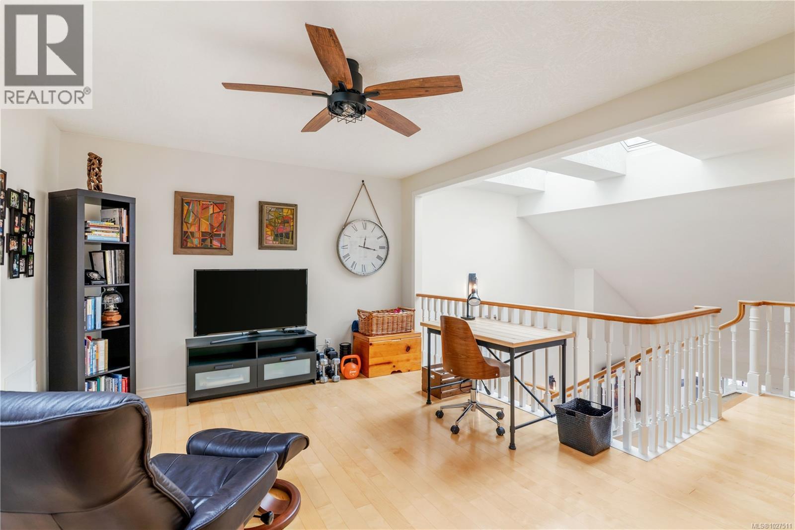 8 1063 Valewood Trail, Saanich