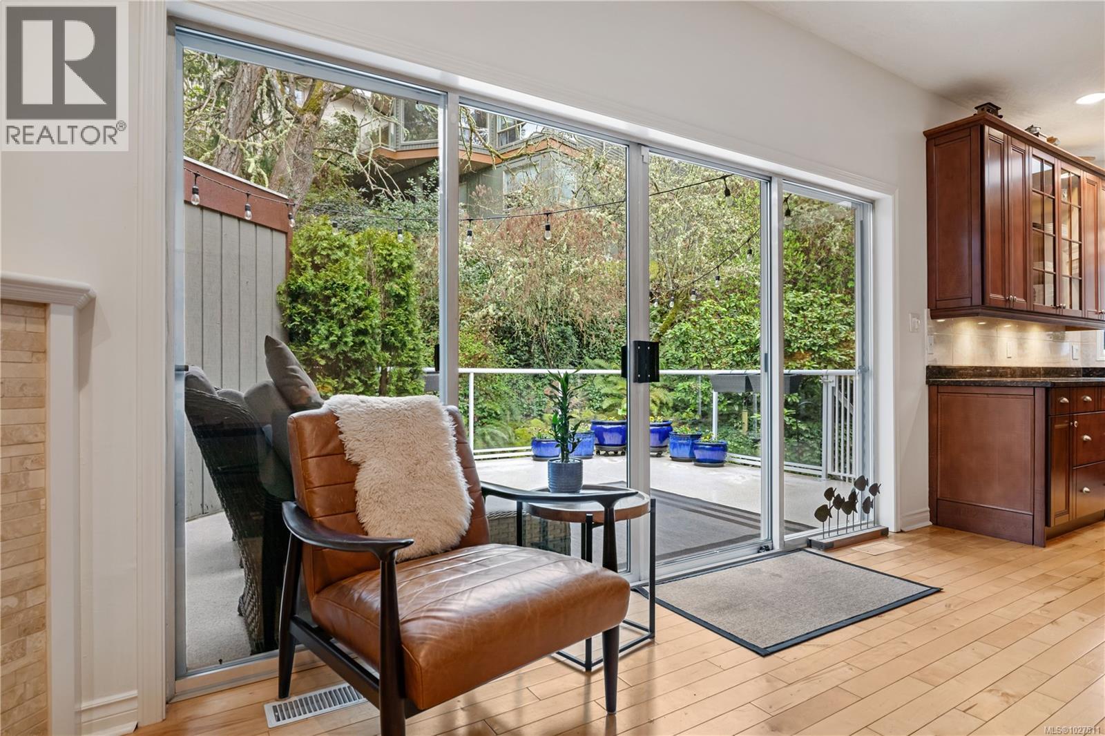 8 1063 Valewood Trail, Saanich