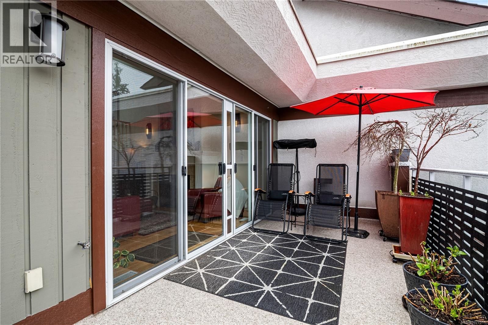 8 1063 Valewood Trail, Saanich