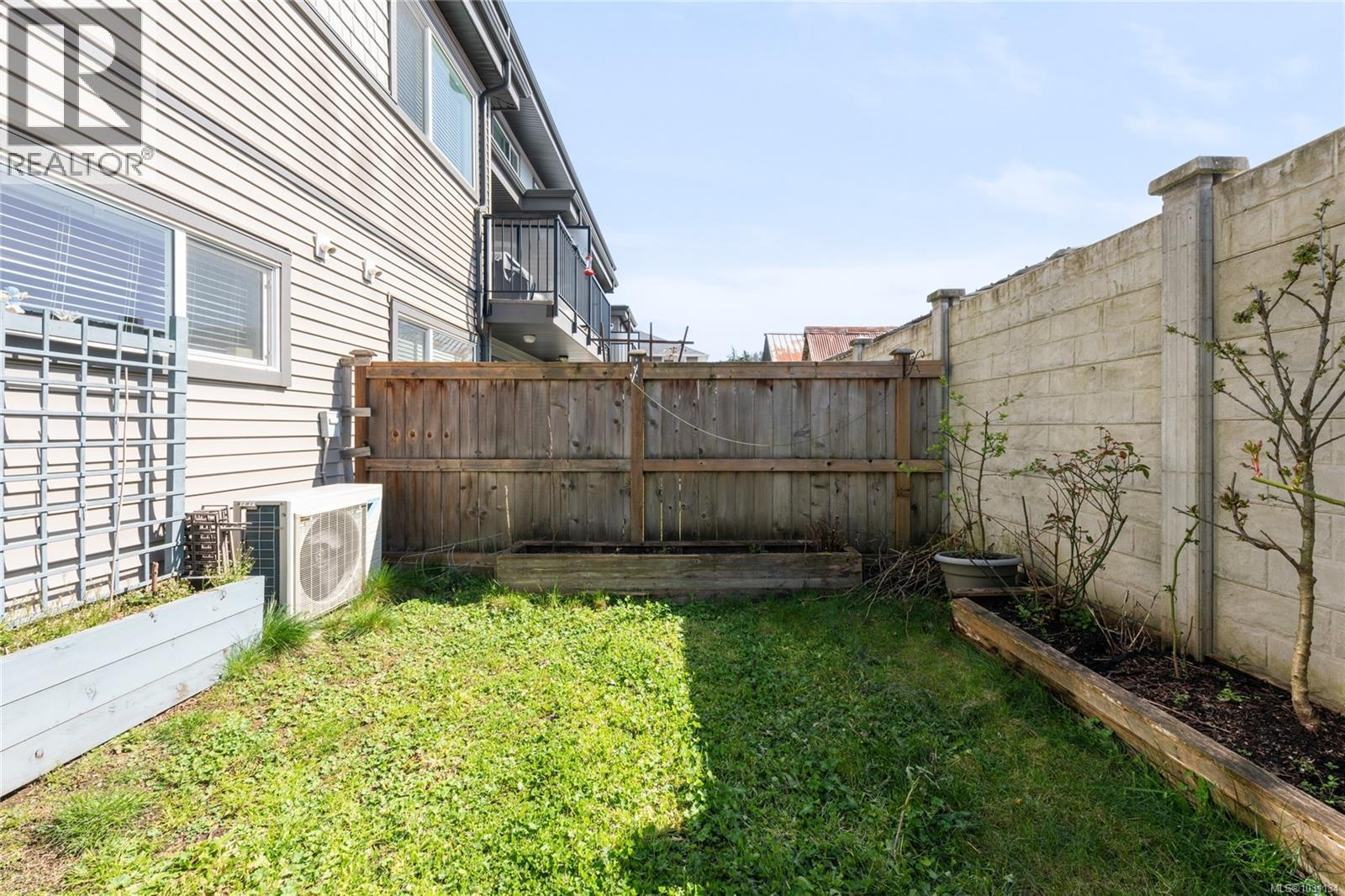 405 3351 Luxton Rd, Langford