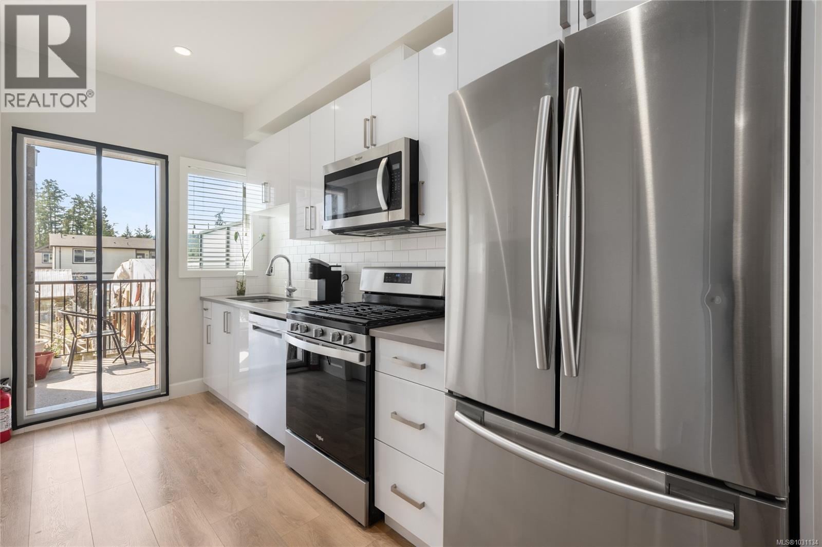 405 3351 Luxton Rd, Langford