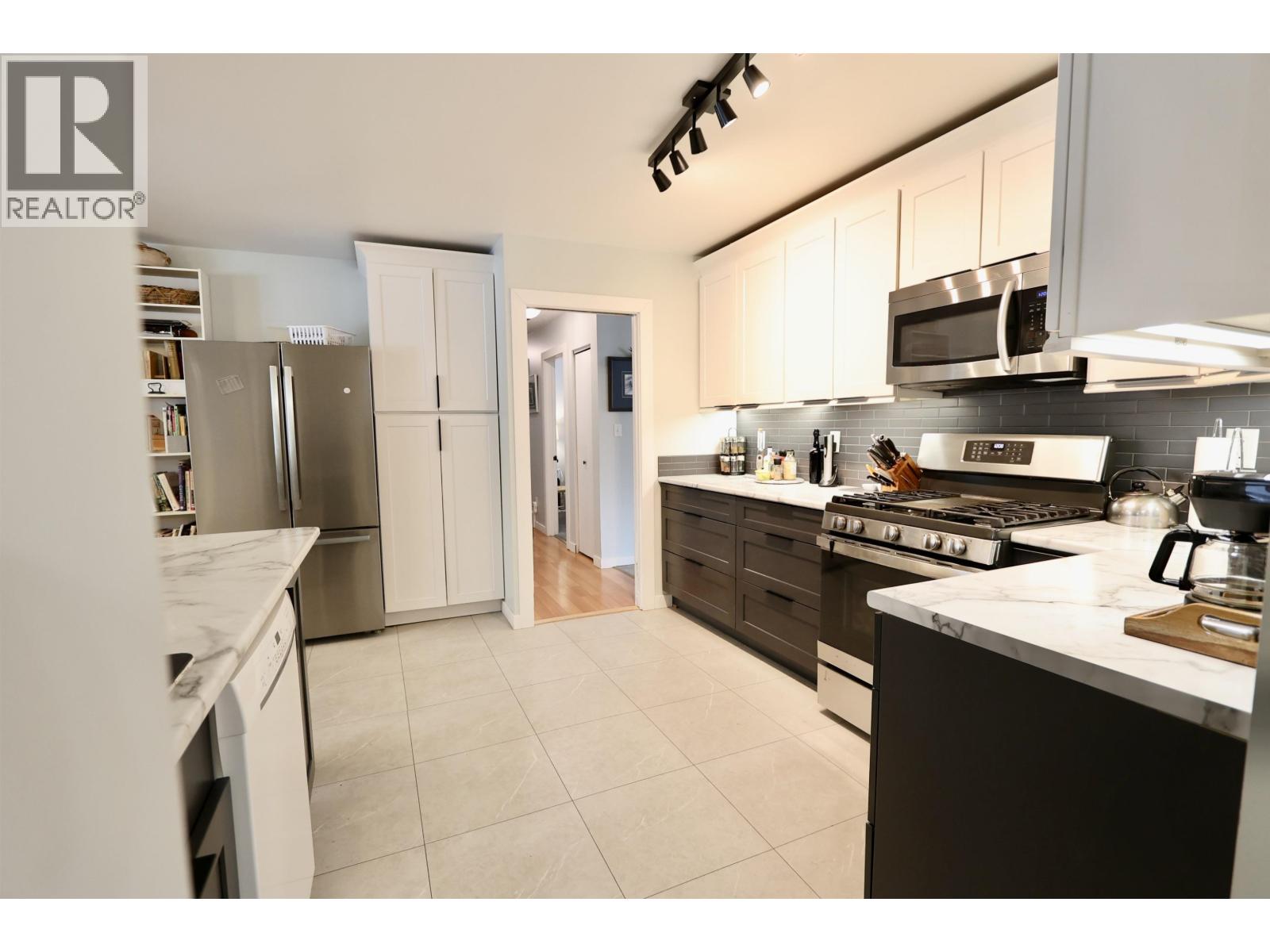 4295 MARLIN ROAD - 10