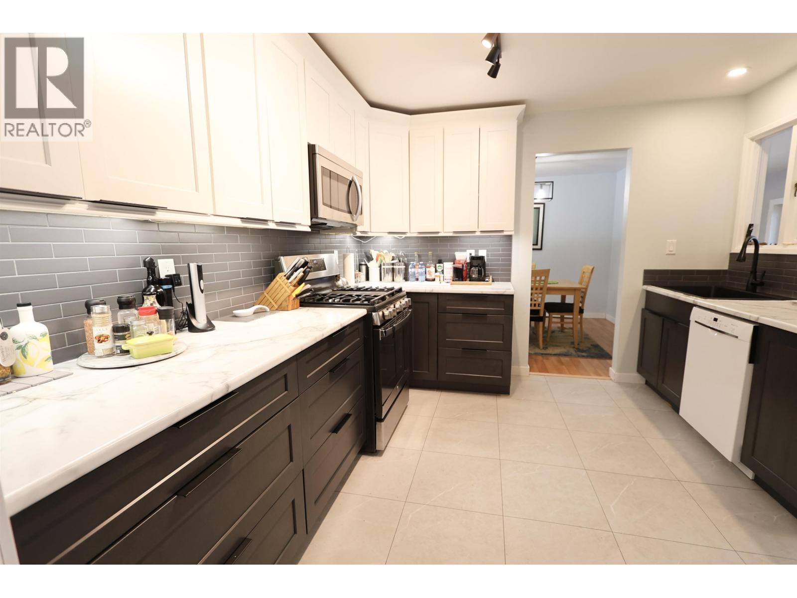 4295 MARLIN ROAD - 8