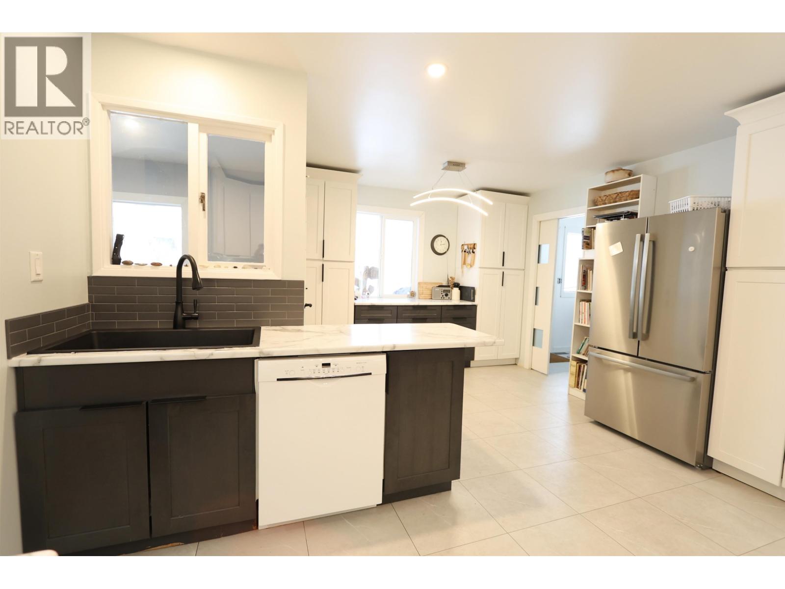 4295 MARLIN ROAD - 9