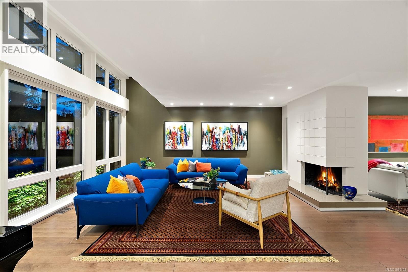 929 Redfern St - 32