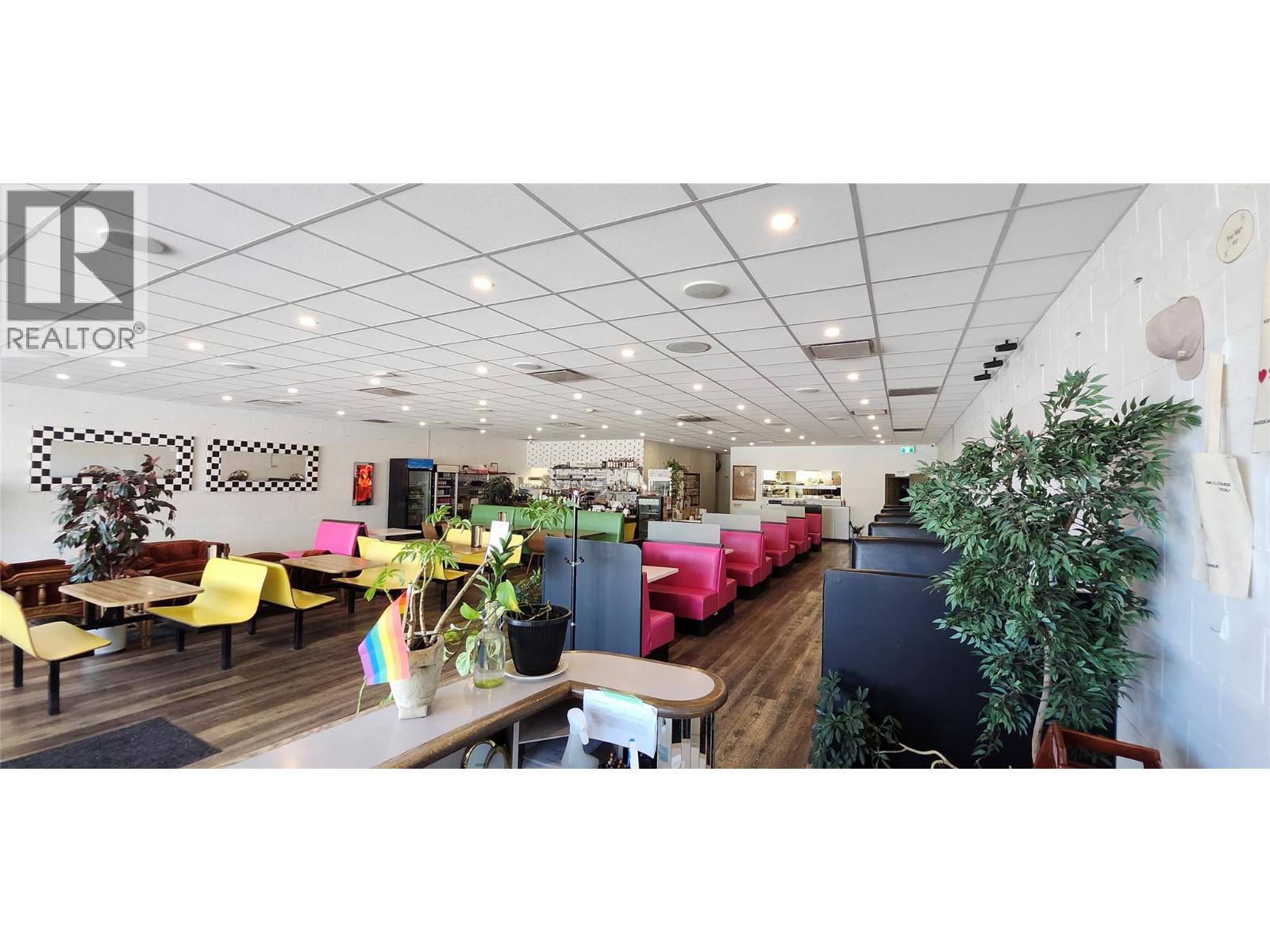  571 & 573 Lawrence Avenue, Kelowna