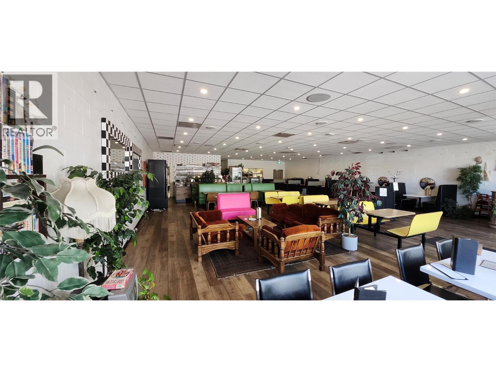  571 & 573 Lawrence Avenue, Kelowna