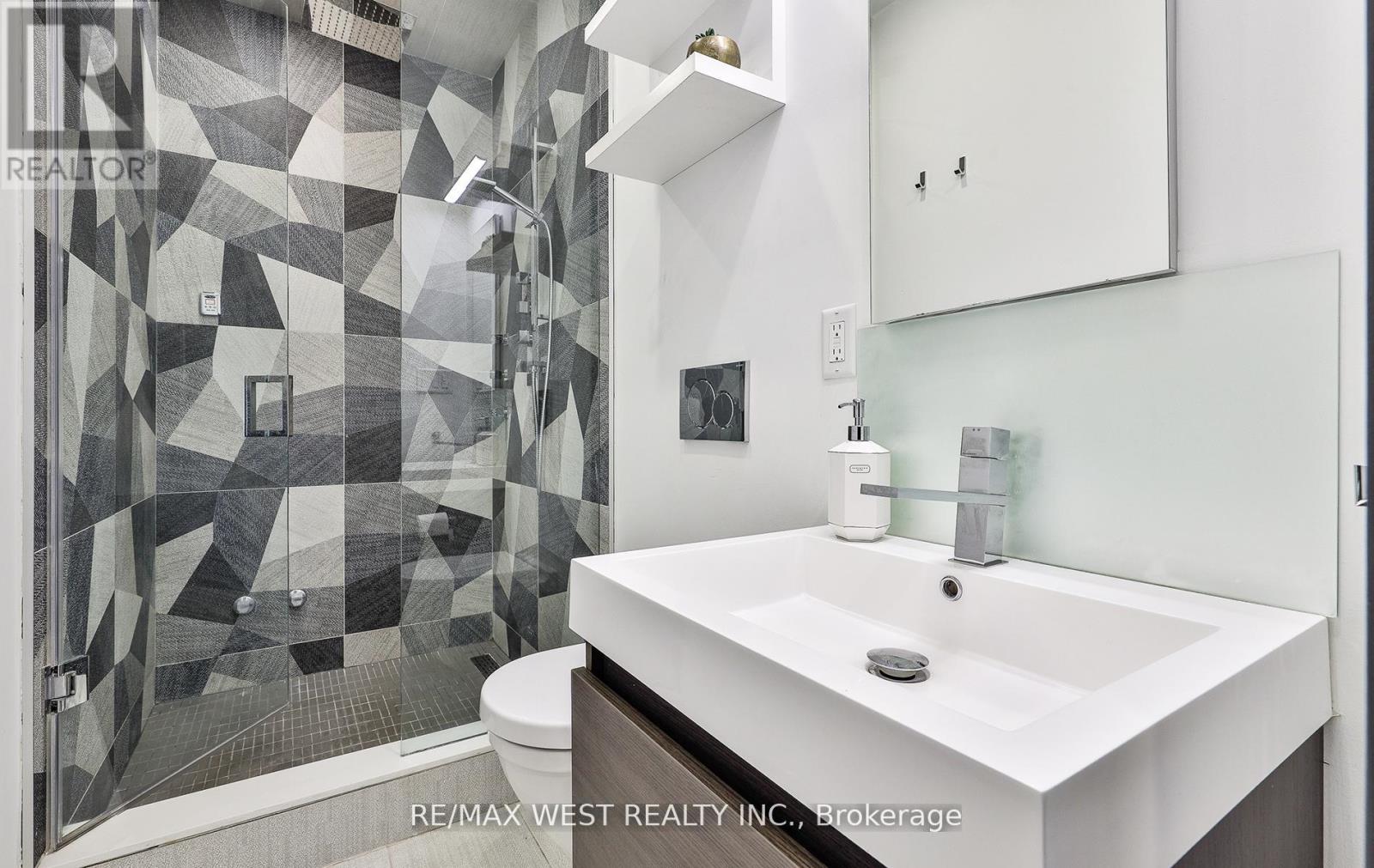 734 SHAW STREET - 9