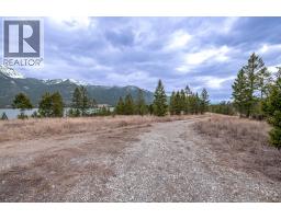 6079 93/95 Highway, Fairmont Hot Springs, BC V0B1L2 Photo 13
