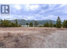 6079 93/95 Highway, Fairmont Hot Springs, BC V0B1L2 Photo 18