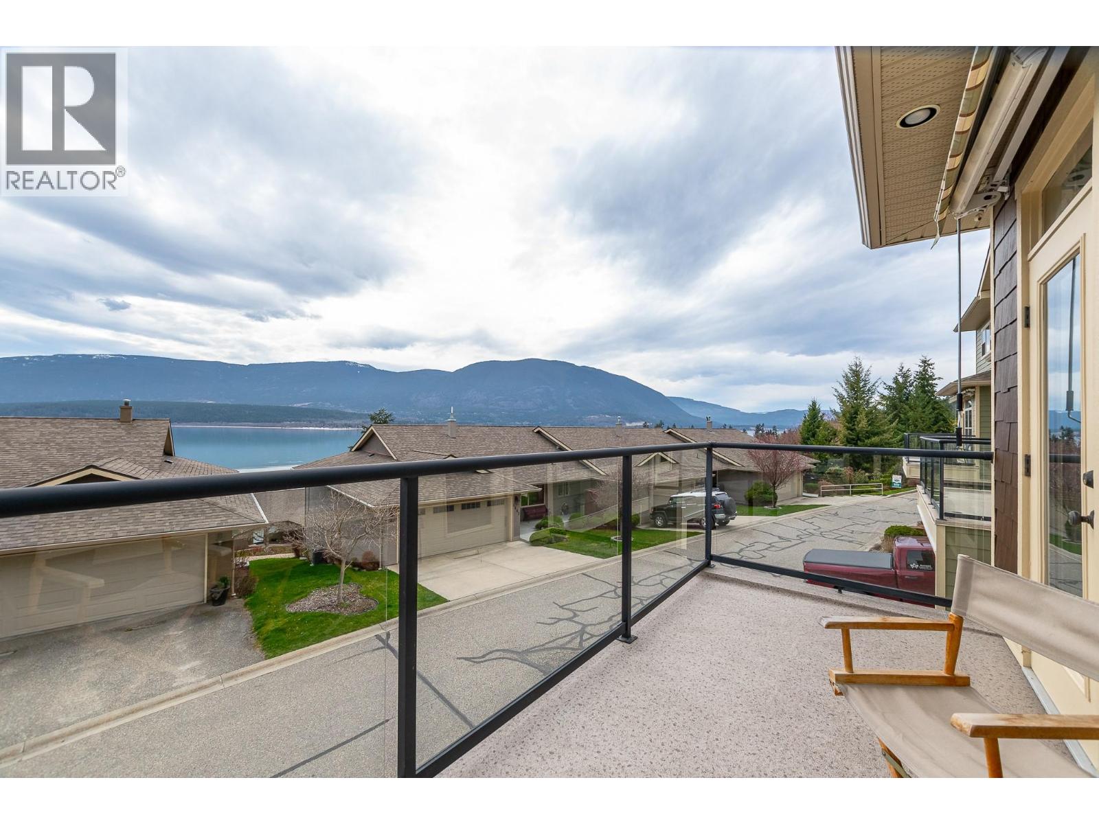  4420 14 Street Northeast, Salmon Arm