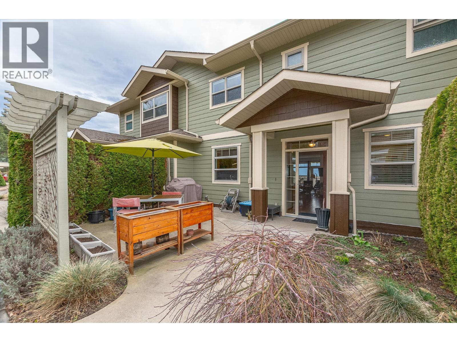  4420 14 Street Northeast, Salmon Arm