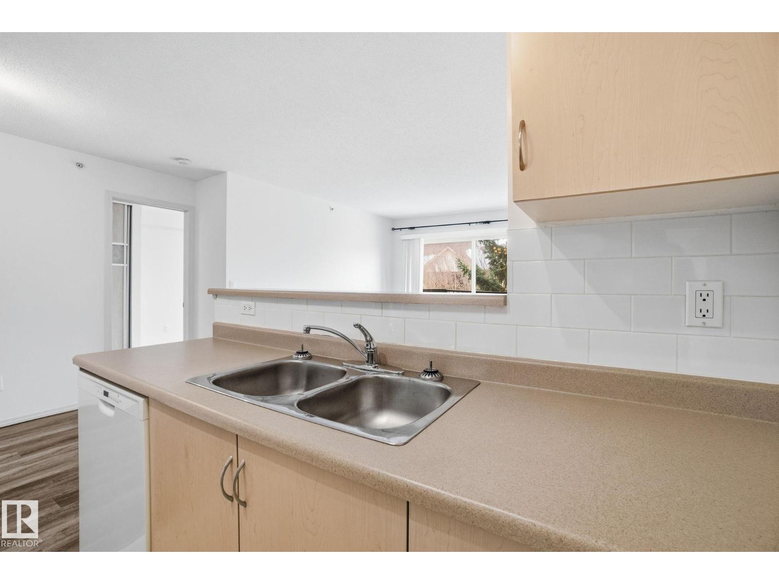 #424 17011 67 AV NW, Edmonton