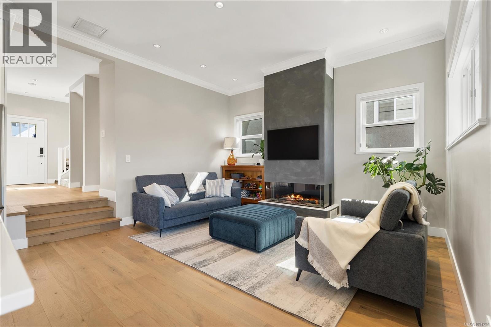 932 Arcadia St, Esquimalt