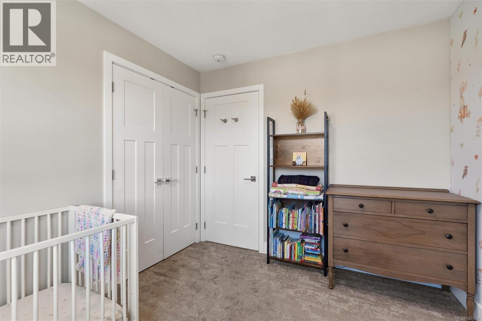 932 Arcadia St, Esquimalt