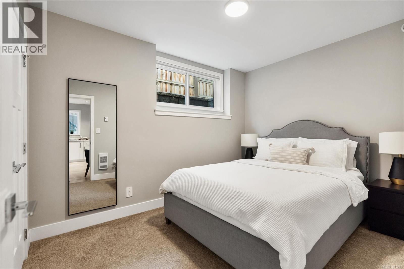 932 Arcadia St, Esquimalt