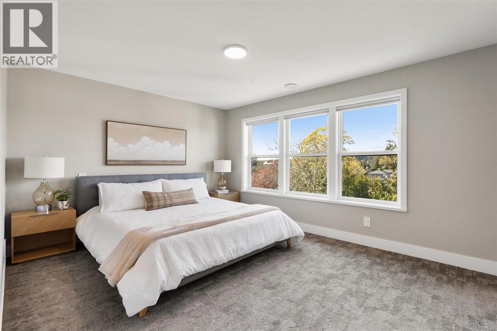 932 Arcadia St, Esquimalt