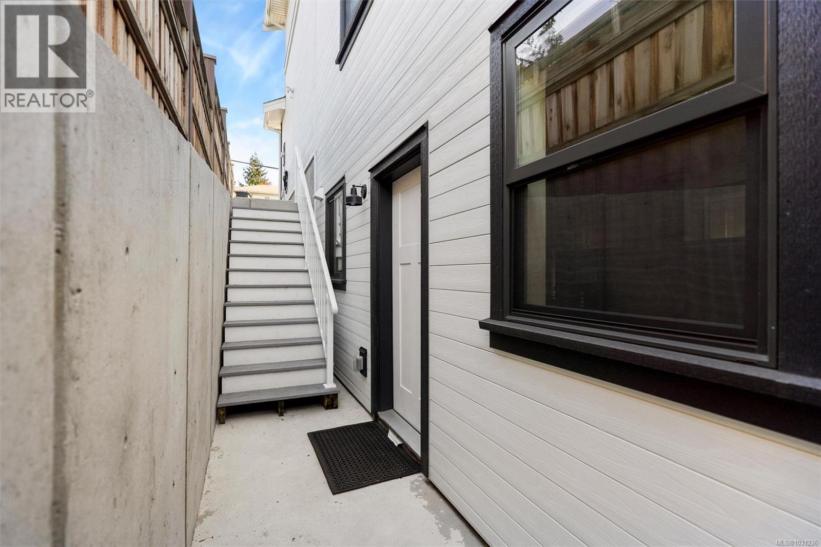 932 Arcadia St, Esquimalt