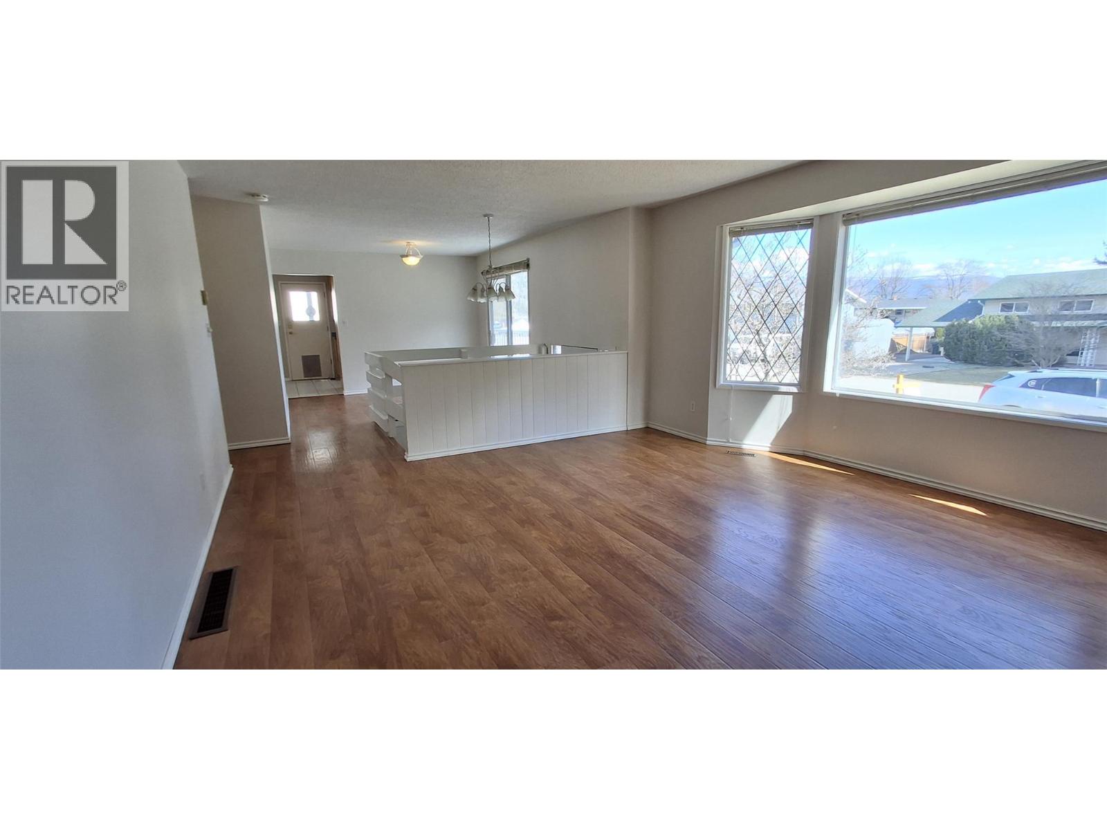 338 BEACH DRIVE - 12