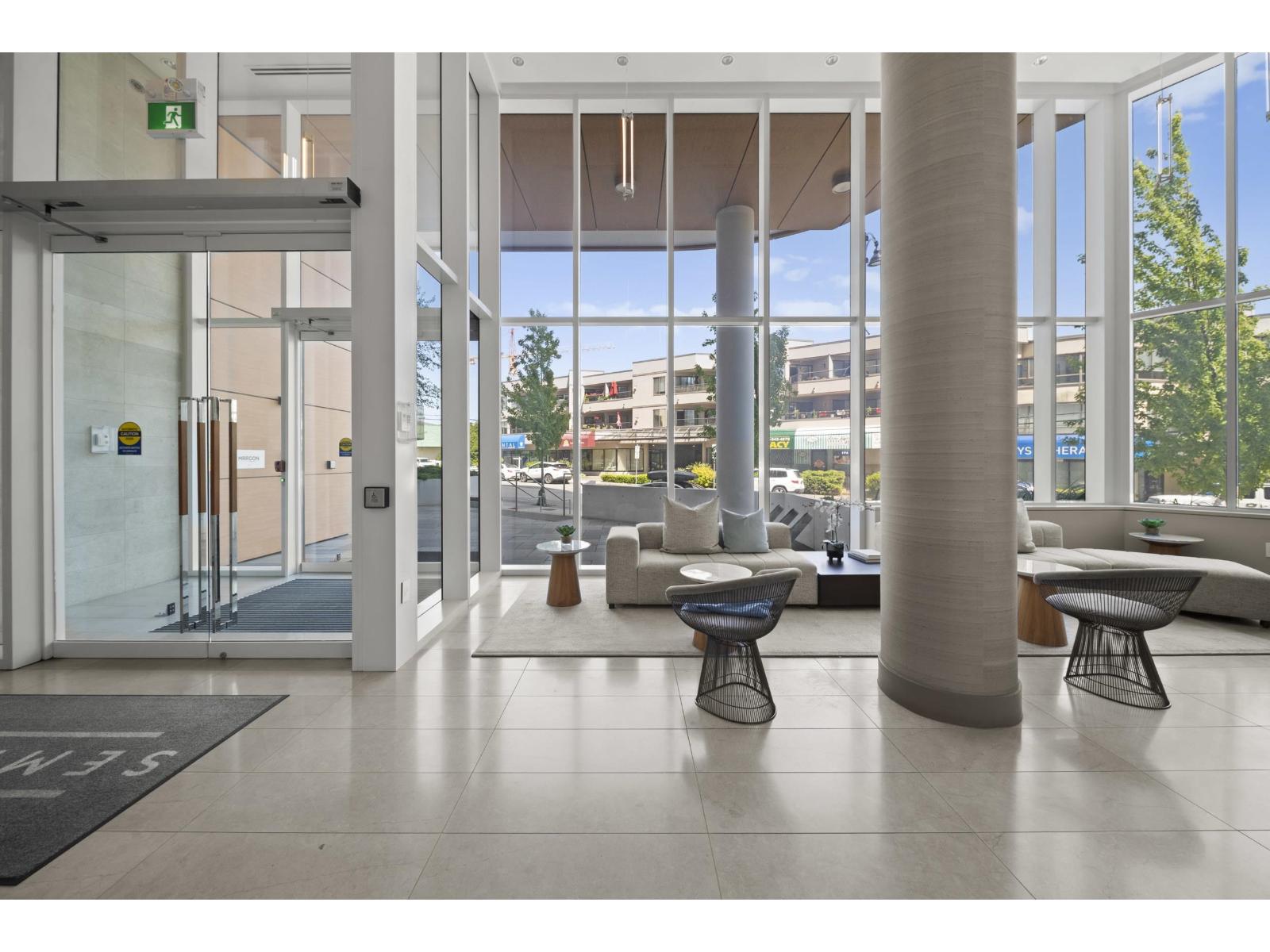 404 1439 GEORGE STREET, White Rock