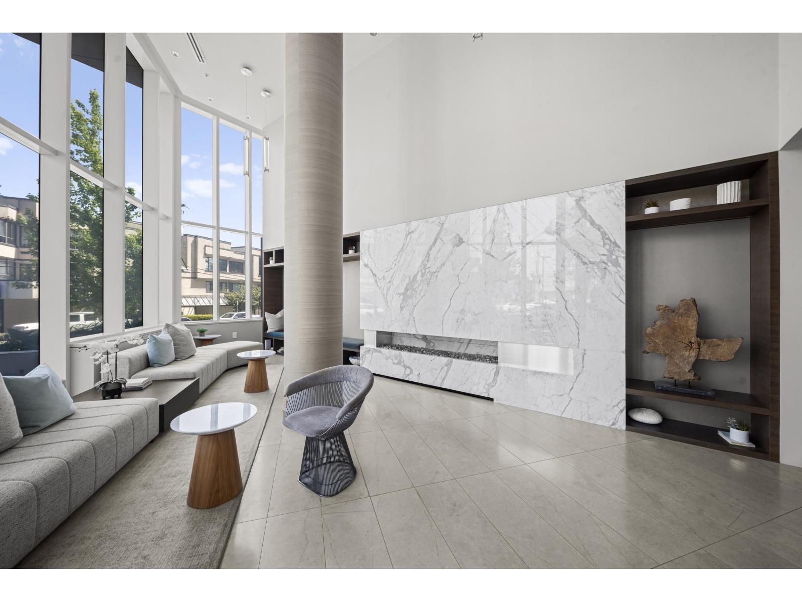 404 1439 GEORGE STREET, White Rock