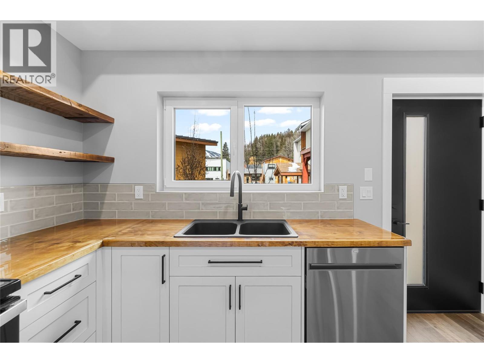 91 Wallinger Avenue Unit# 3, Kimberley