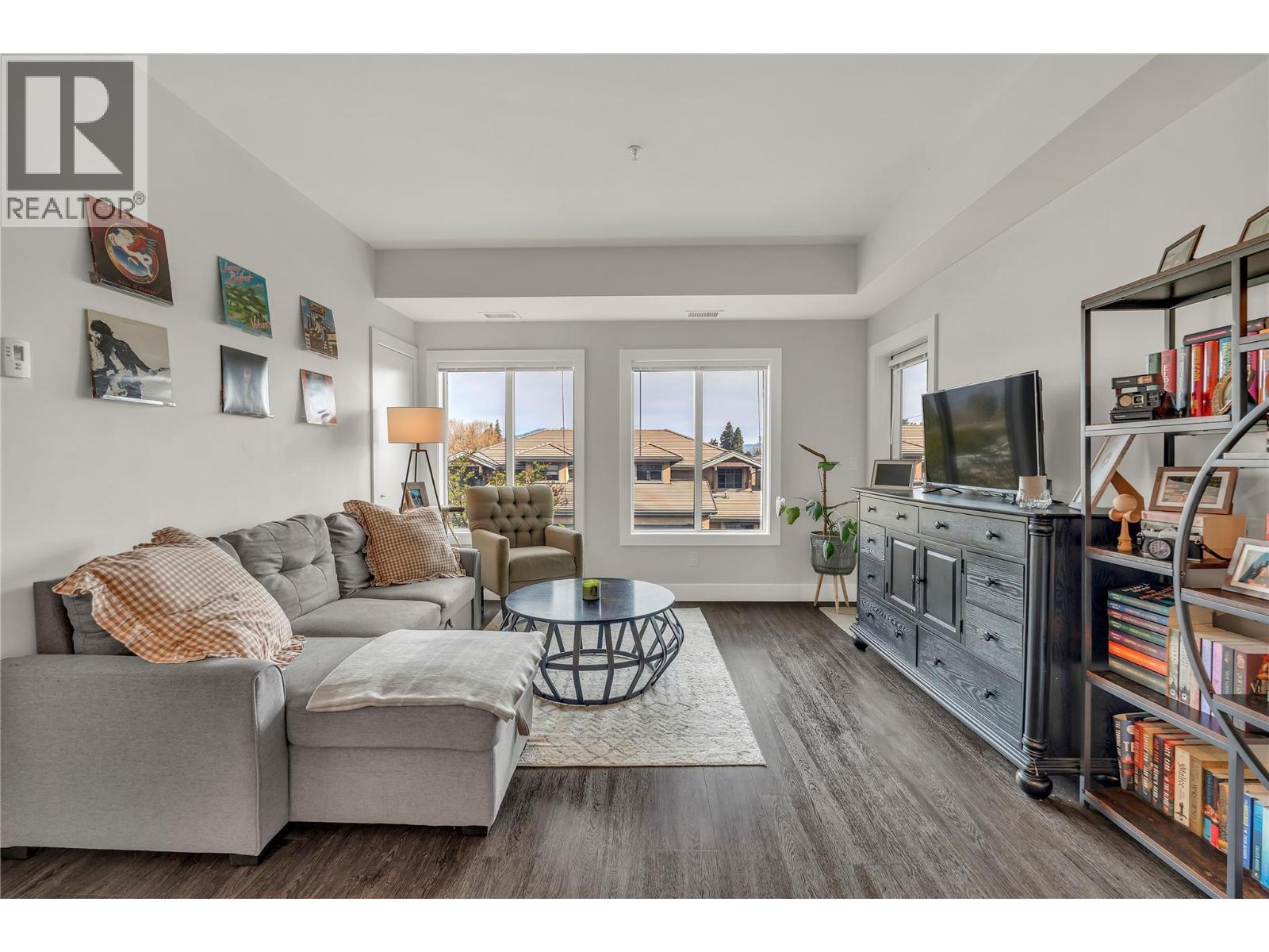 210 4380 Lakeshore Road, Kelowna