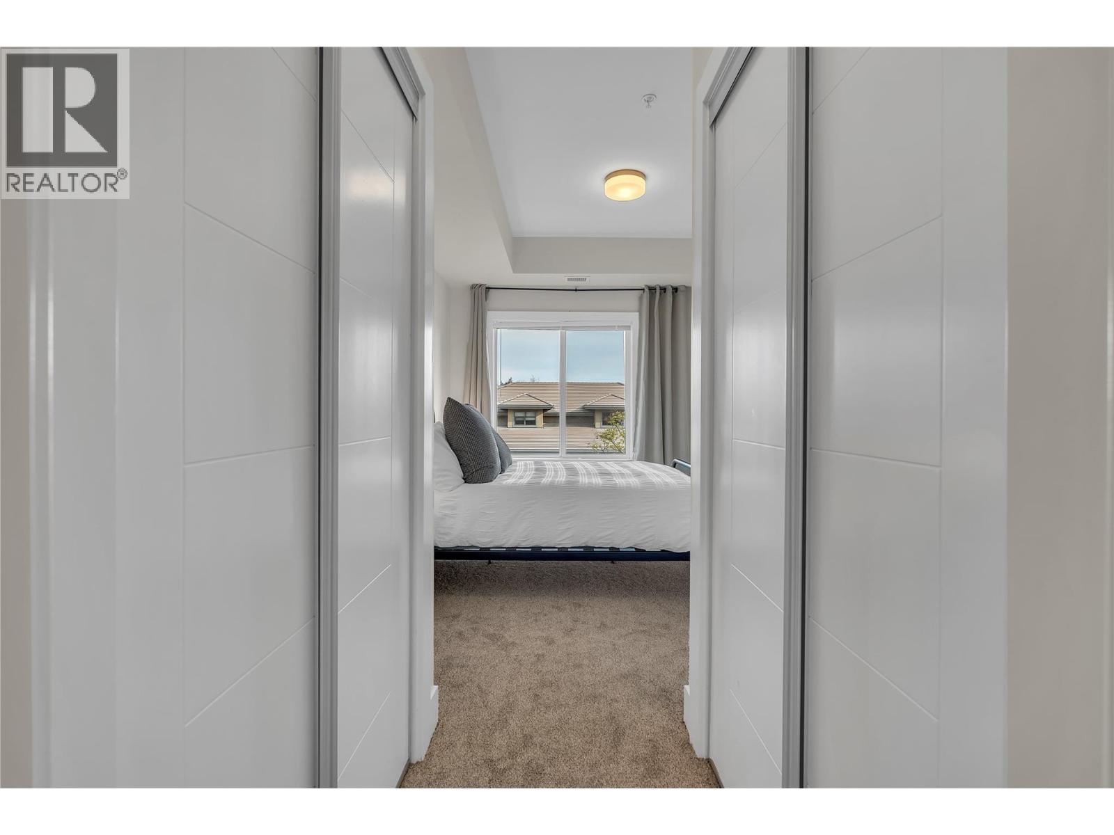 210 4380 Lakeshore Road, Kelowna