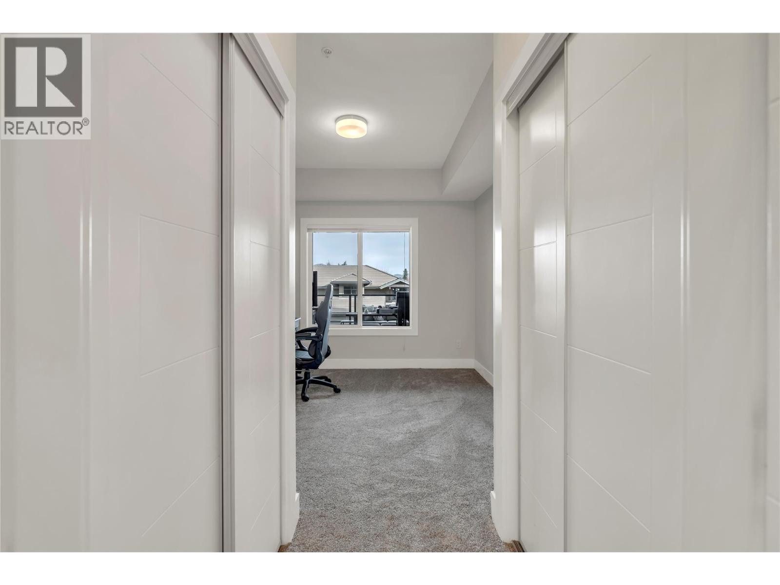 210 4380 Lakeshore Road, Kelowna