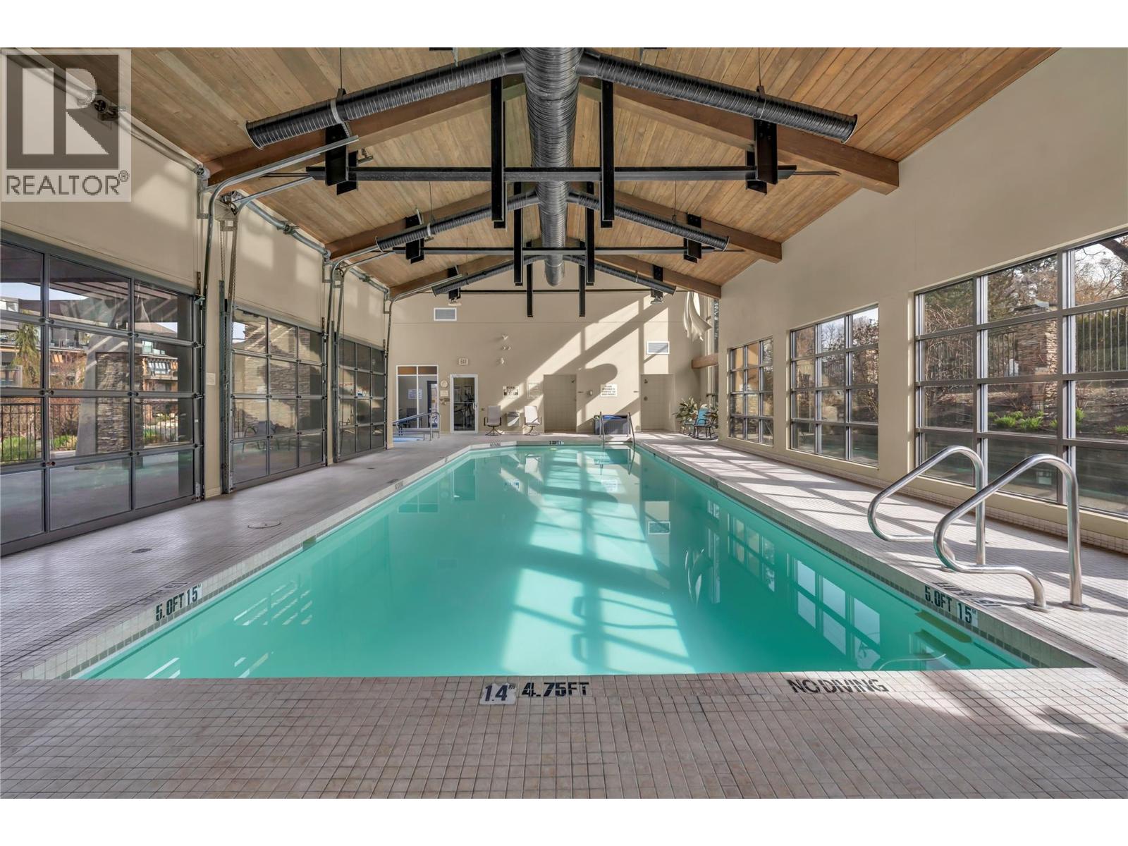 210 4380 Lakeshore Road, Kelowna