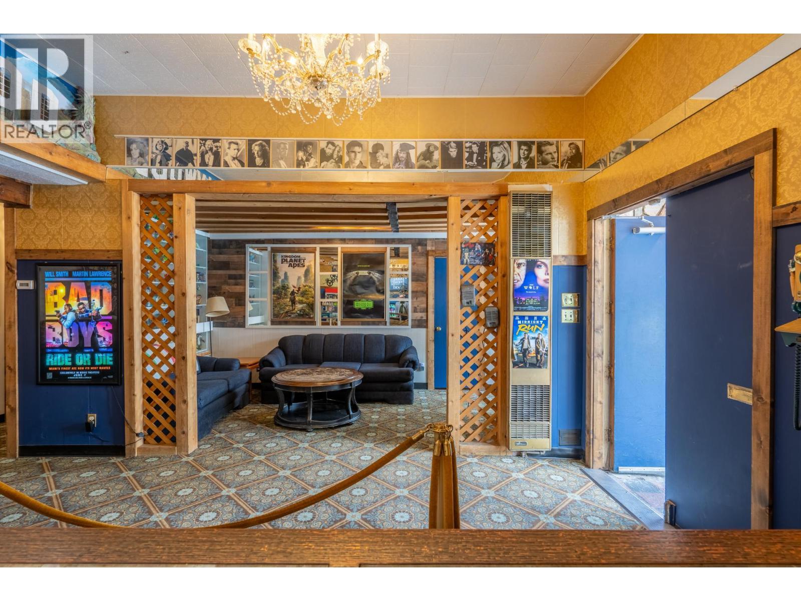  257 MARKET Avenue, Grand Forks